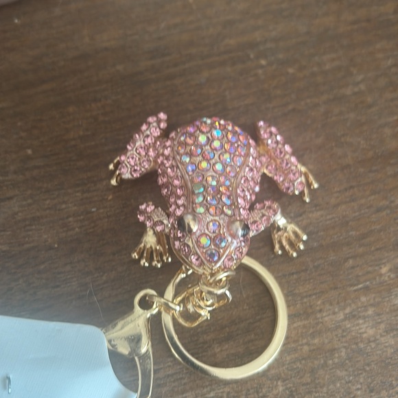 Sparkly pinkish rose gold frog keychain - Picture 4 of 6